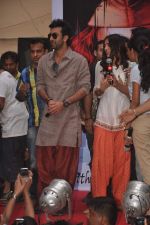 Ranbir Kapoor and Nargis Fakri promote Rockstar in MMK College on 19th Oct 2011 (17).JPG